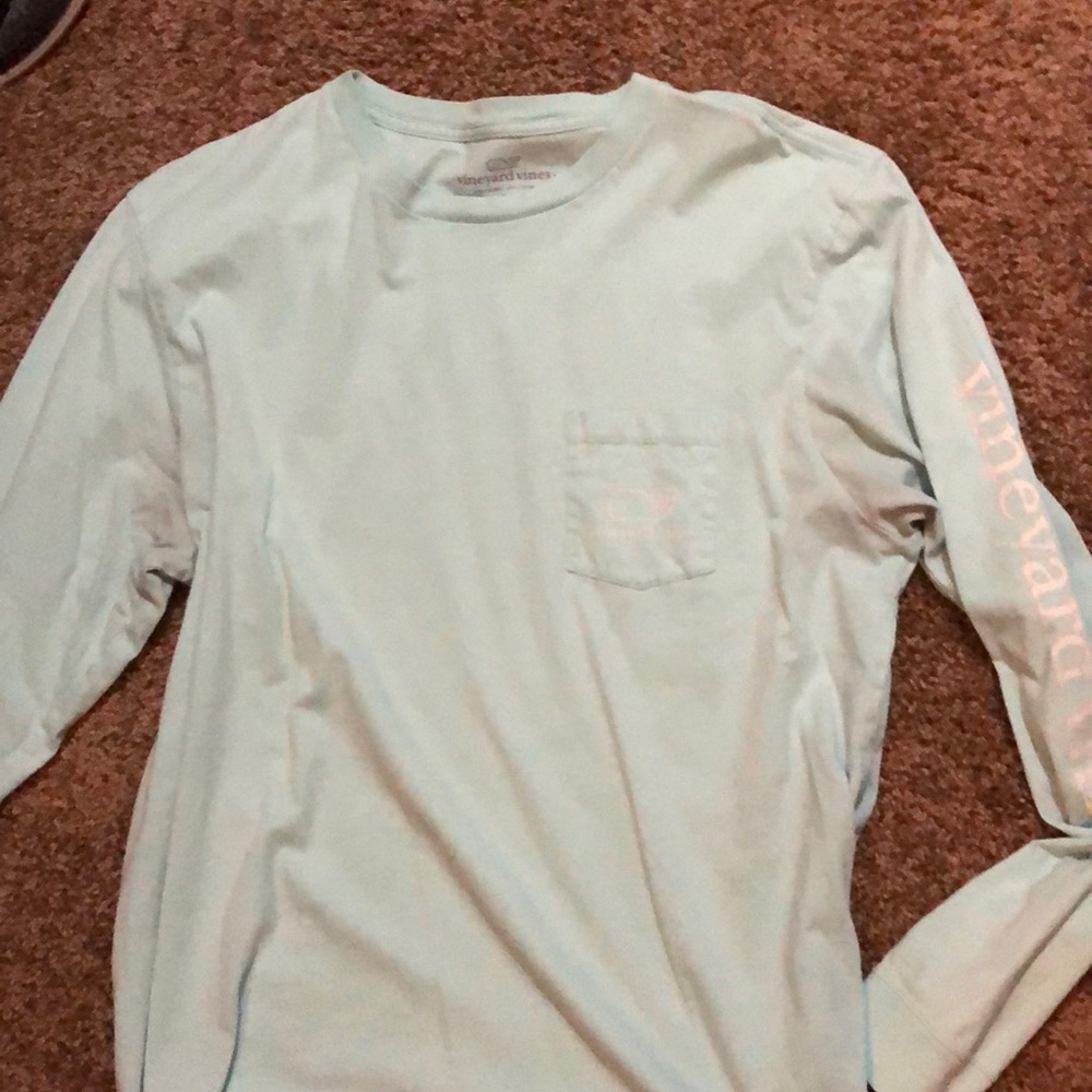 Men’s long sleeve Vineyard Vines shirt
